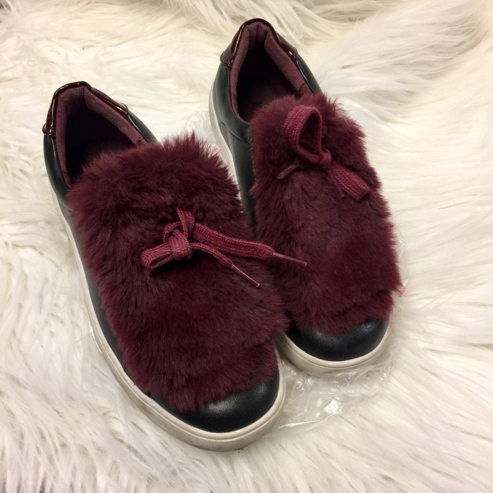 Michael Kors Fuax Fur Sneakers